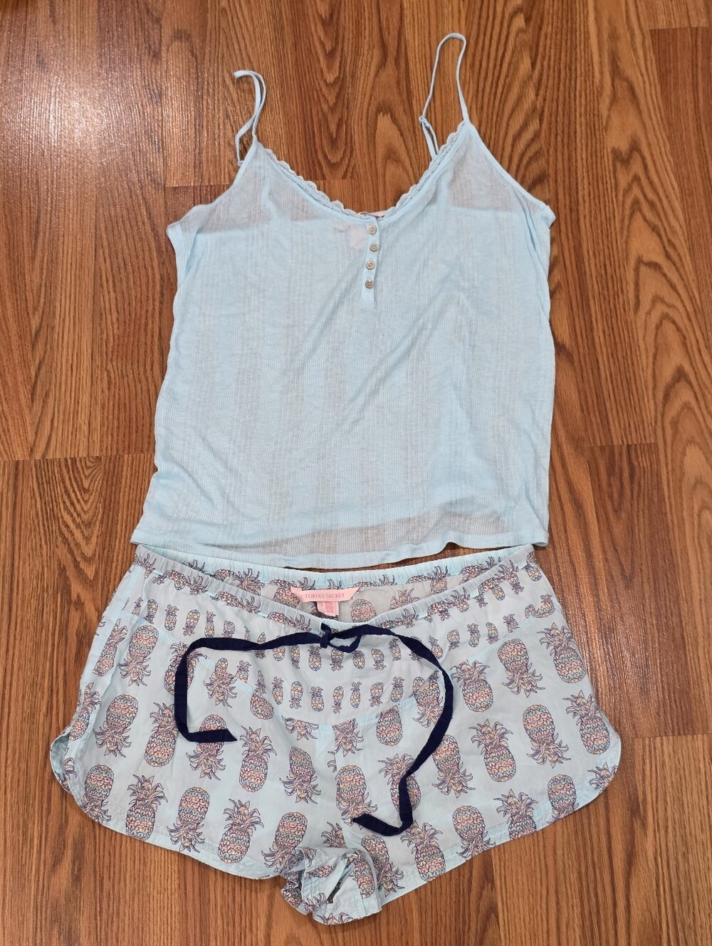 Victoria’s Secret PJ Sleep Set Tank (L) & Shorts (M) Blue Pineapple Print Lounge